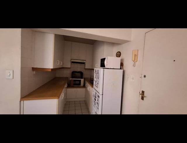 1 BEDROOM PROPERTY TO RENT IN FISH HOEK